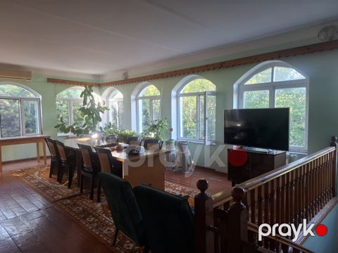Satılır 4 otaqlı həyət evi/bağ evi 200 m²