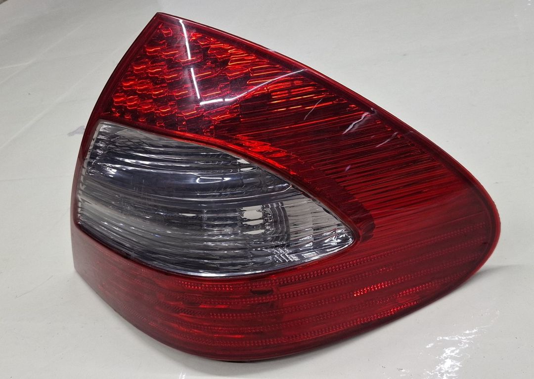 Mercedes W211 sağ stop işığı — Ehtiyat hissələri və aksesuarlar, Bakı
