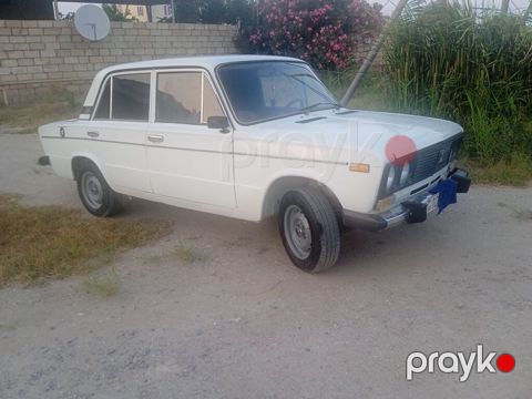 VAZ 2106, ağ rəngli sedan Xüsusiyyətlər: - Kuzov: 4 qapılı sedan