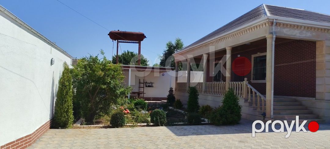 Satılır 3 otaqlı həyət evi/bağ evi 140 m² — Ev, villa, Bakı (2)