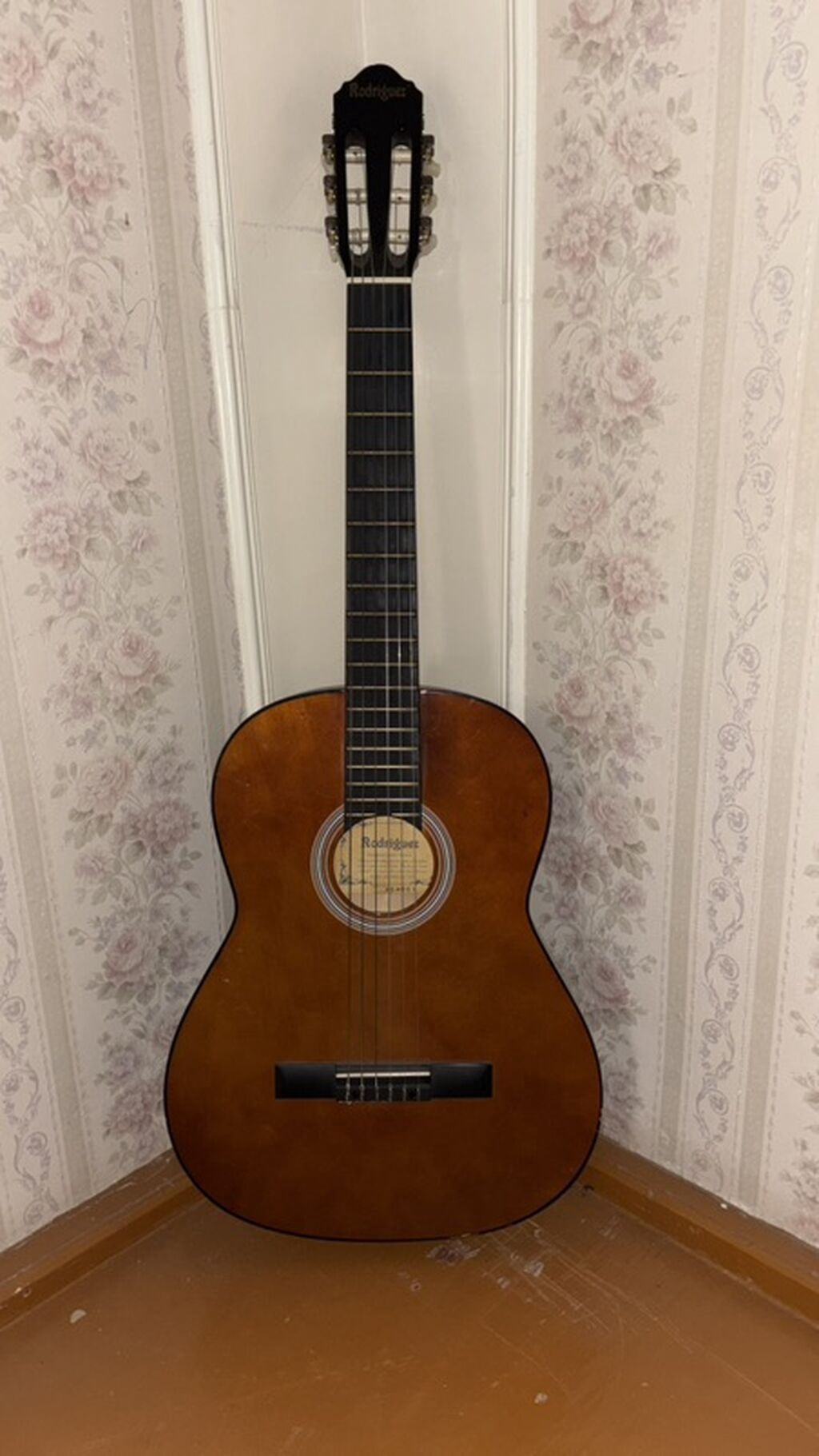Rodriguez RC 450 Y Klassik Gitar Türkiyədən xüsusi alınıb və evdə — Musiqiə alətləri, Gəncə