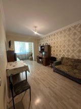 Satılır 3 otaqlı köhnə tikili 80 m² — Bəhruz