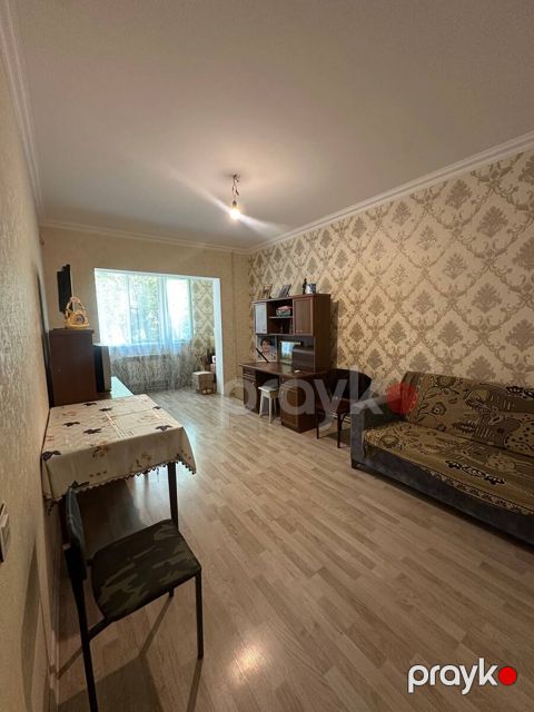 Satılır 3 otaqlı köhnə tikili 80 m² — Bakı