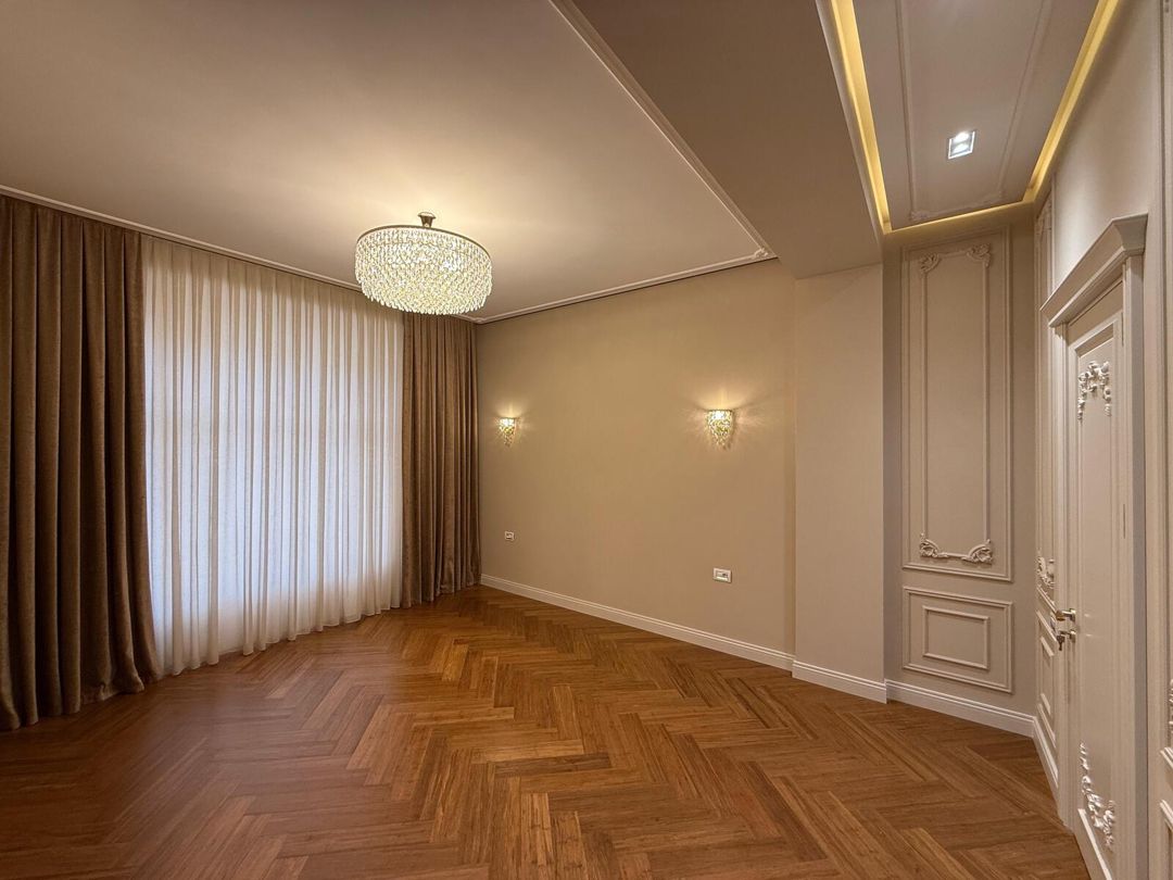 Satılır 4 otaqlı yeni tikili 240 m² — Mənzil, Bakı (9)
