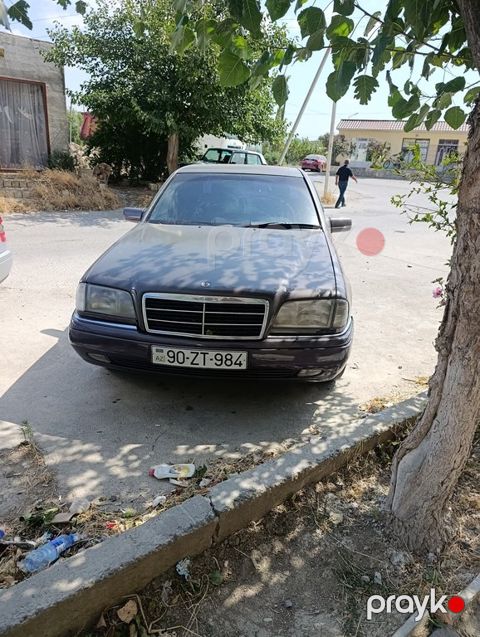 Mercedes C 200, 2.0 L, 1994 il, 726 000 km