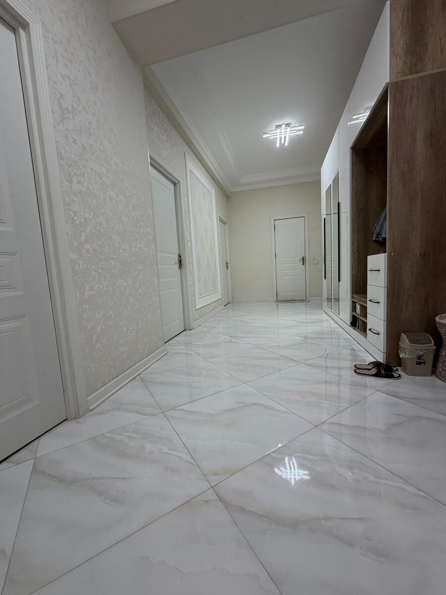 Satılır 3 otaqlı yeni tikili 100 m² — Mənzil, Bakı (2)