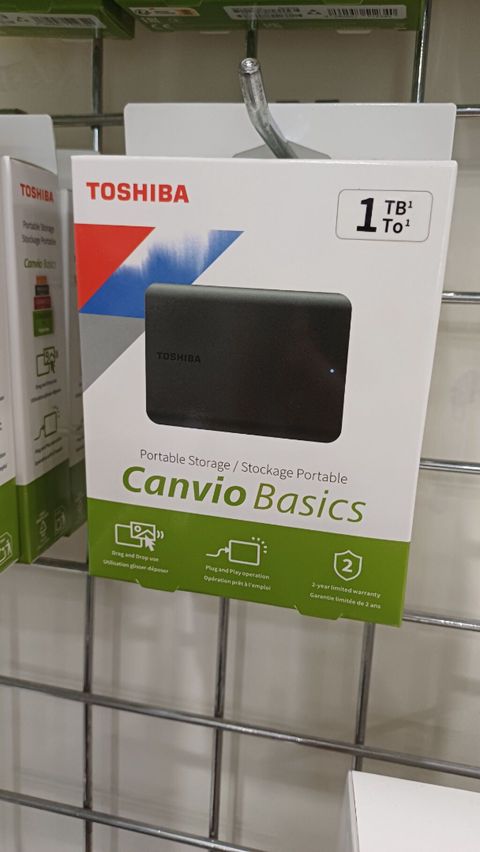 Sert disk toshiba canvio basic 1tb yeni 28mall etrafi pulsuz — Bakı