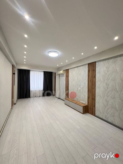 Satılır 2 otaqlı yeni tikili 68 m²