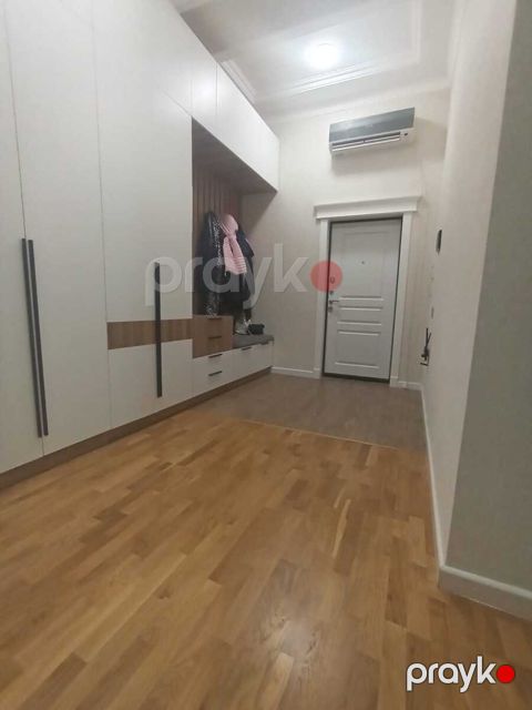 Satılır 4 otaqlı yeni tikili 105 m²