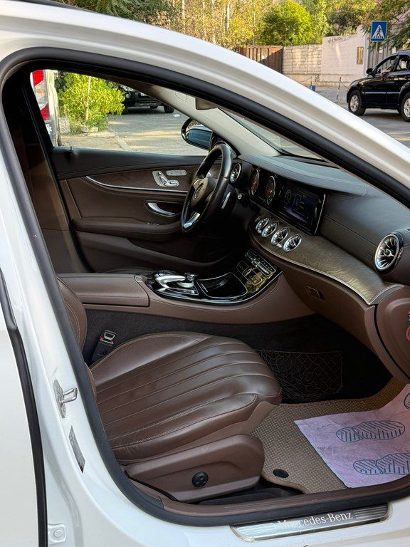Mercedes E 220 d, 2.0 L, 2016 il, 250 000 km — Avtomobillər, Bakı (3)