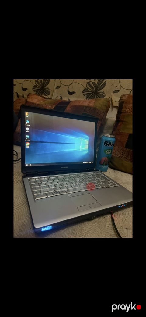Toshiba Satellite noutbuk - Ekran: təxminən 13–14 düym, HD mat ekran — Mehdiabad