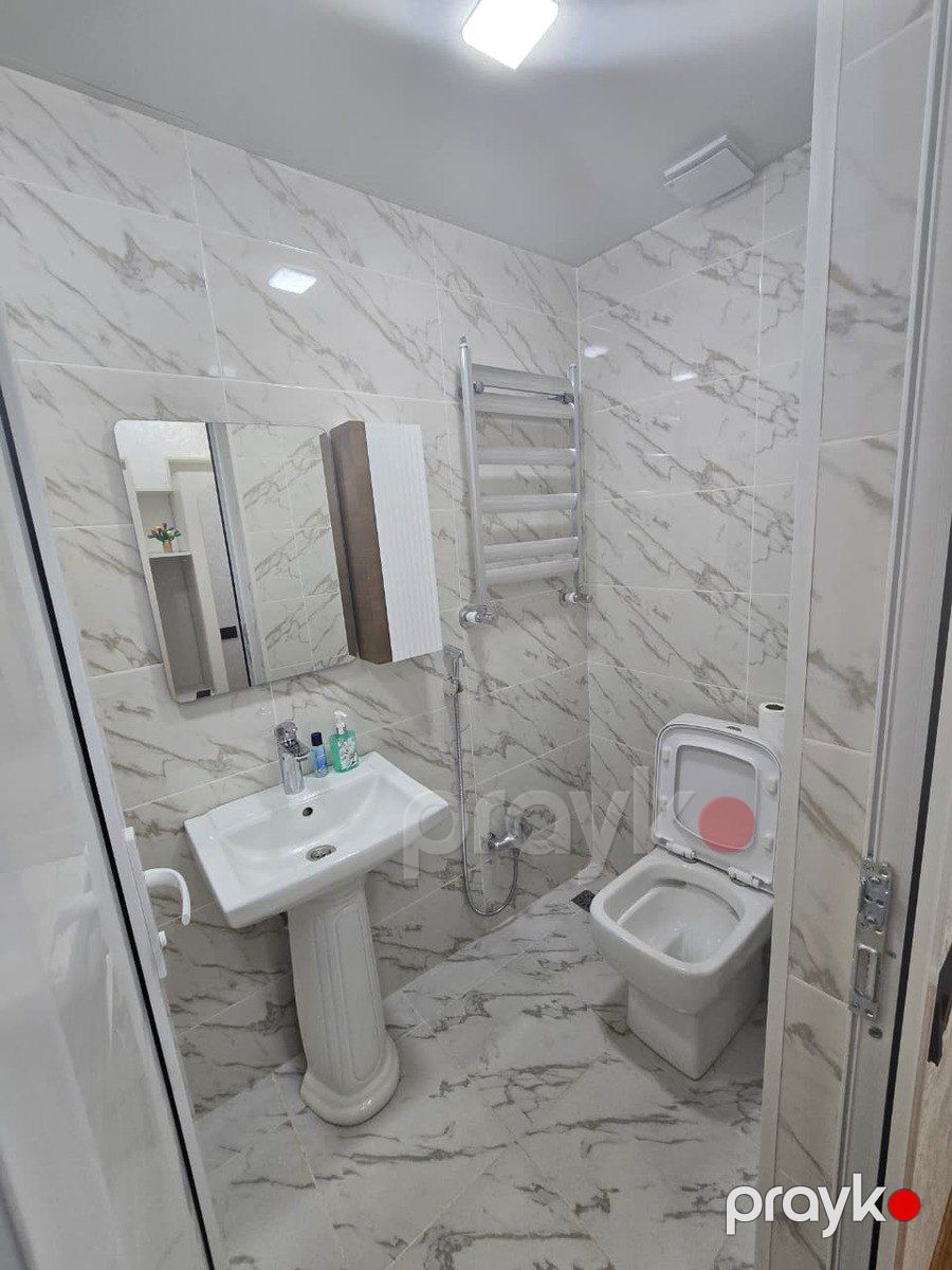 İcarəyə verilir 2 otaqlı köhnə tikili 45 m² — Mənzil, Bakı (11)