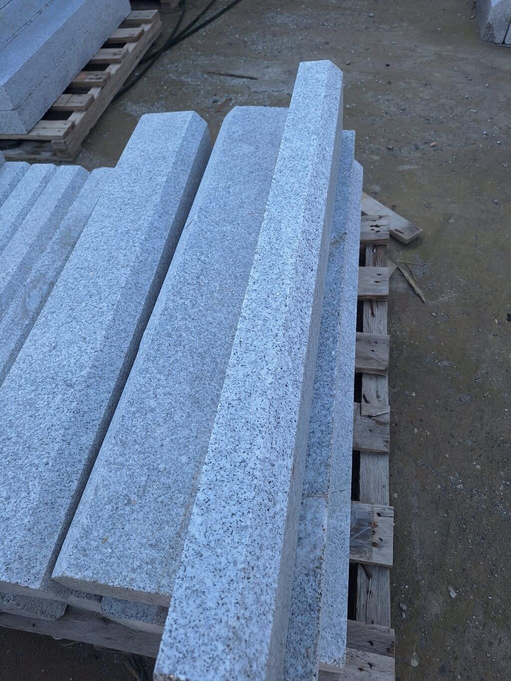 Qranit bordür daşları - Material: Təbii qranit - Rəng: Açıq boz — Mallar, Bakı (3)