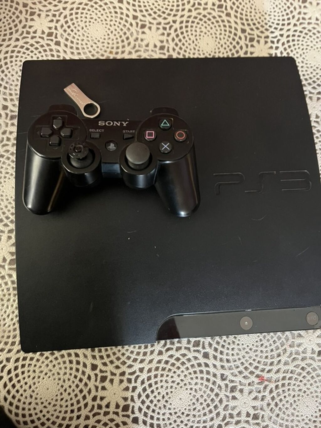 Sony PlayStation 3 (PS3) Slim oyun konsolu - Model: PS3 Slim - Daxili — Elektronika, Qəbələ (2)