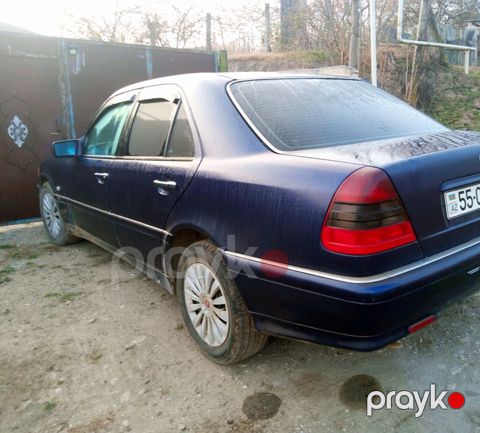 Mercedes-Benz CL 180: 1.8 l | 1997 il Sedan