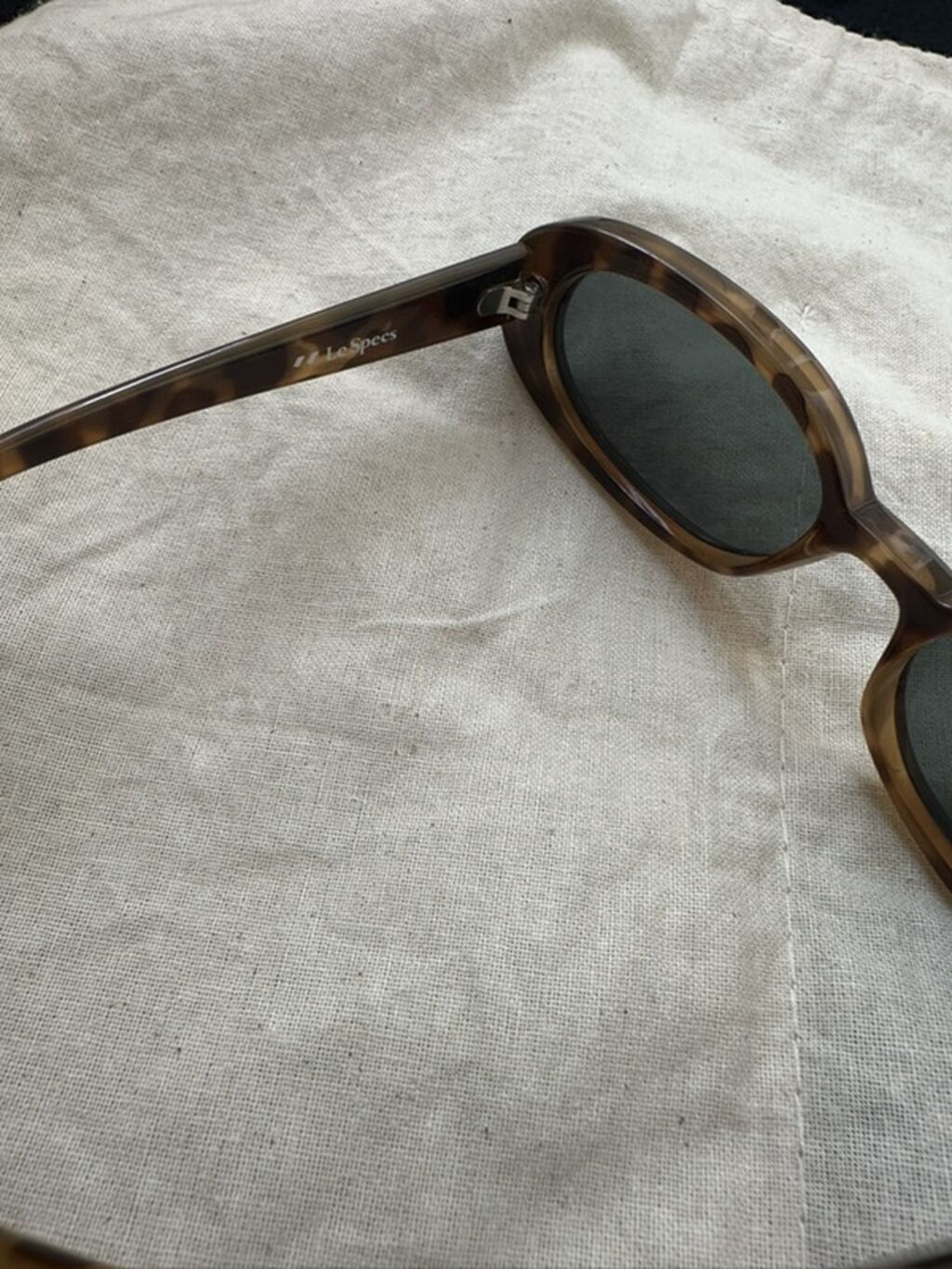Le Specs gün eynəyi - Model: Le Specs (logolu qol hissəsində görünür) — Aksesuarlar, Bakı (3)