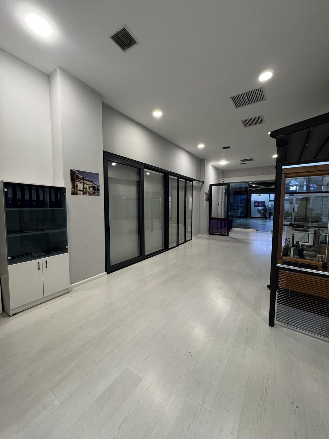 Satılır 3 otaqlı ofis 90 m² — Ofis, Bakı (8)