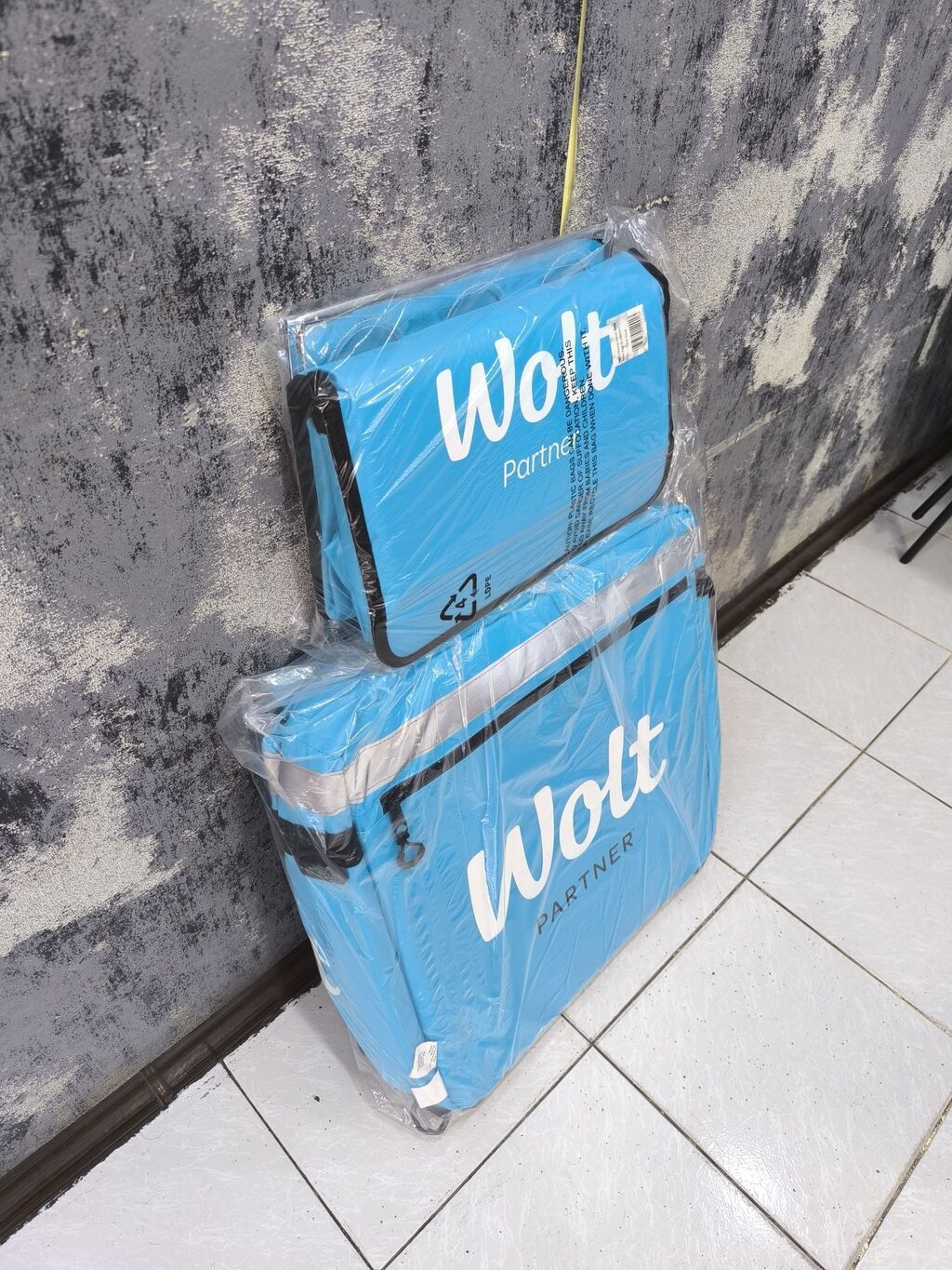 Məhsul: Wolt Partner çatdırılma çantaları (termal) Təsvir: - Rəng — Mallar, Bakı