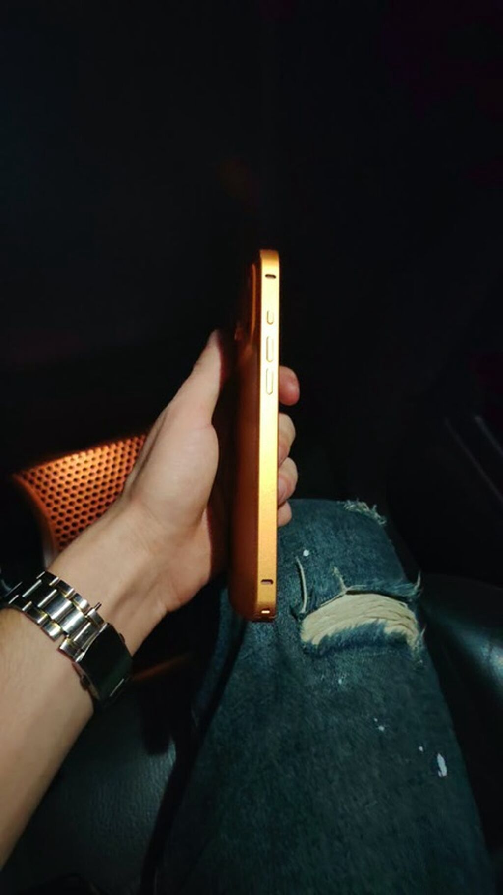 IPhone 16 Pro, 256 GB, Narıncı, Zəmanət, Simsiz şarj, Face ID — Apple iPhone, Bakı (5)