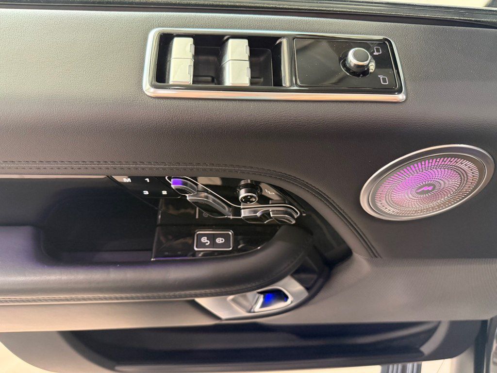 Land Rover Range Rover, 3.0 L, 2019 il, 110 000 km — Avtomobillər, Bakı (7)