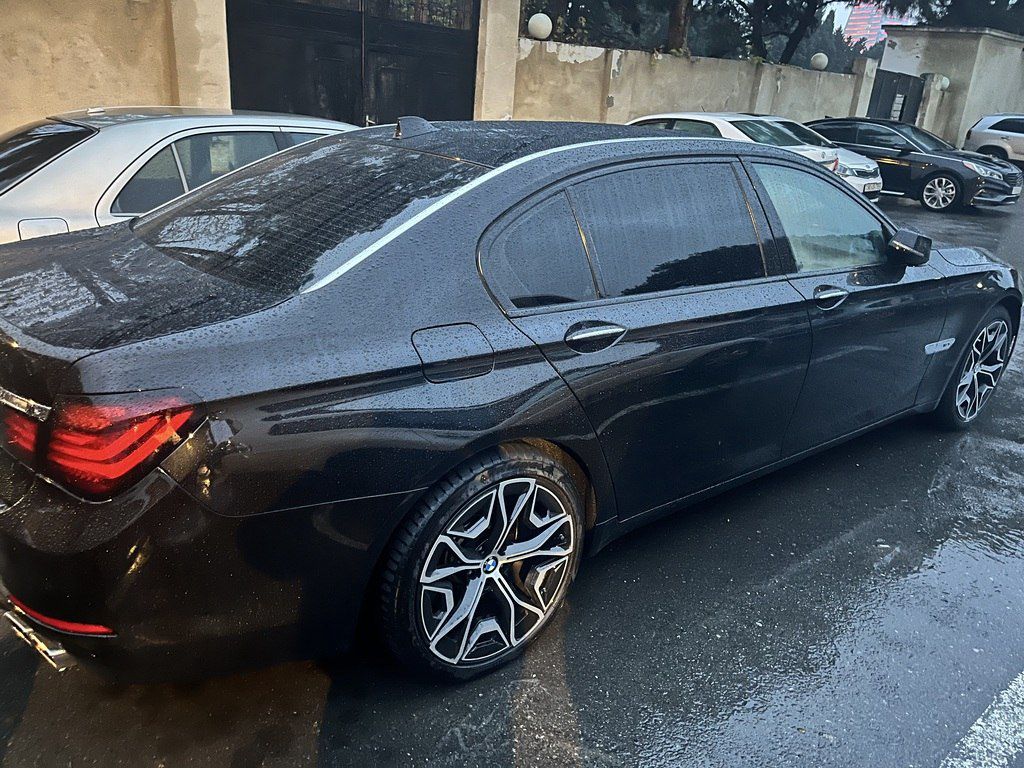 BMW 750, 4.4 L, 2010 il, 179 000 km — Avtomobillər, Bakı (6)