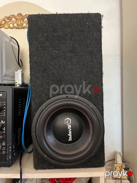Avtomobil üçün subwoofer cox cuclu bas verir rasiyadan getimisem