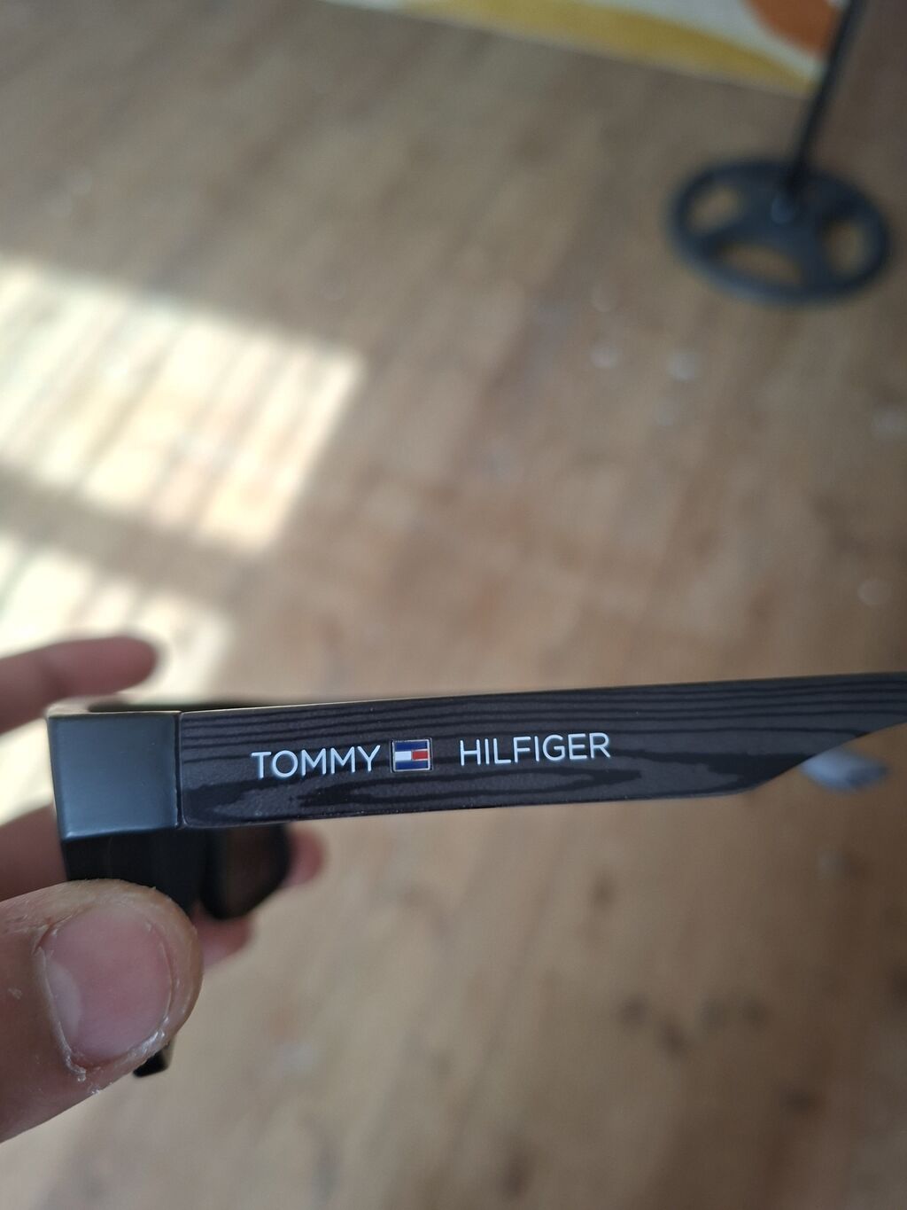 Tommy Hilfiger gün eynəyi - Brend: Tommy Hilfiger (orijinal loqo və — Aksesuarlar, Bakı