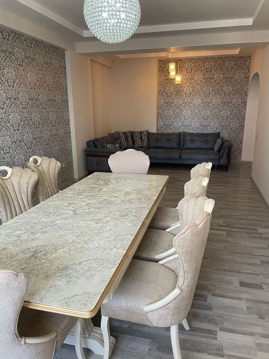 İcarəyə verilir 4 otaqlı yeni tikili 190 m² — Mənzil, Bakı