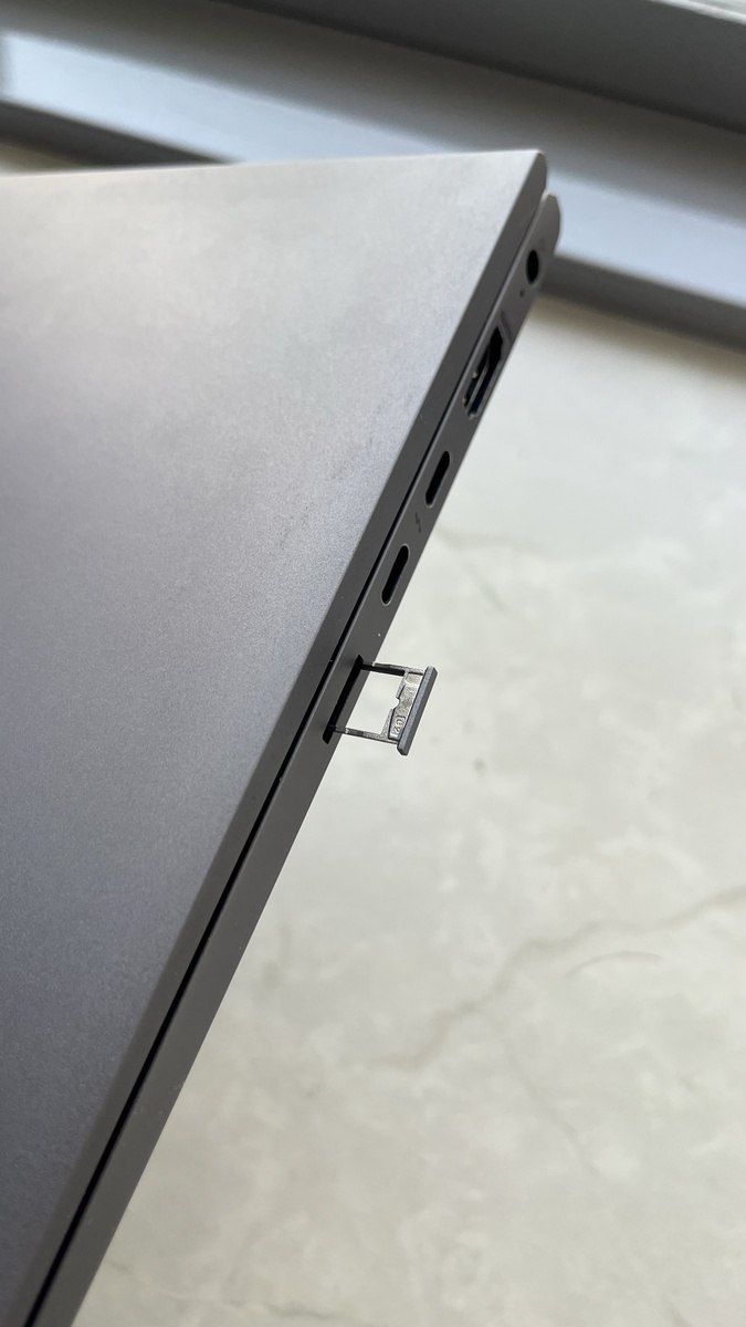 HP ZBook Firefly 14 G7 Touchscreen i7 32 RAM — Elektronika, Bakı (3)