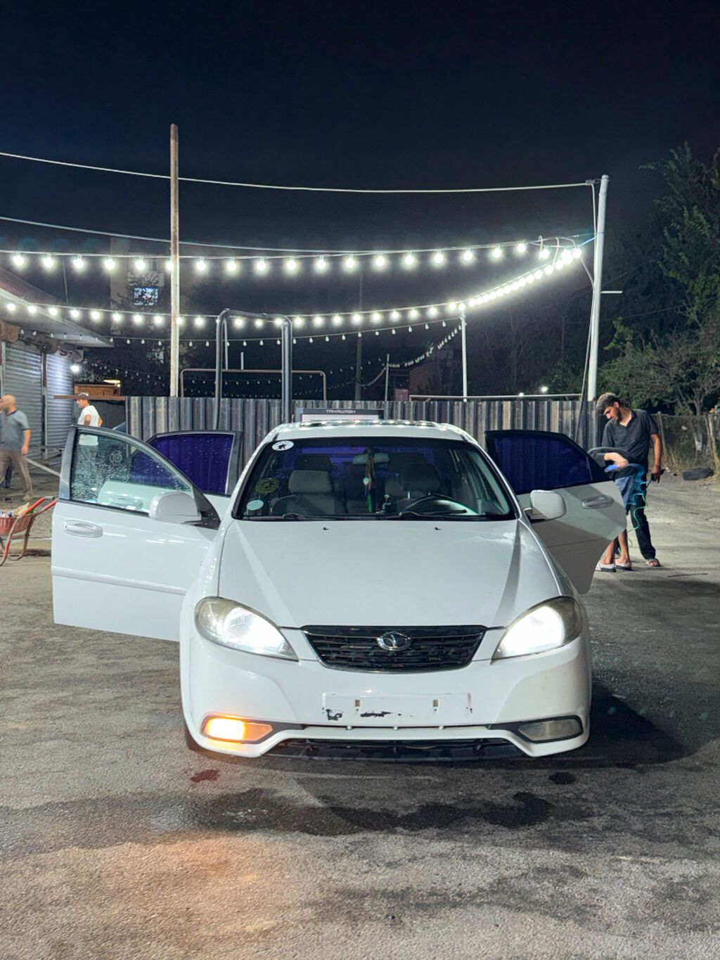 Daewoo Gentra: 1.6 l | 2014 il