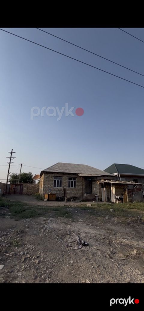 Satılır: Həyət evi - Tikinti: daş divarlar, dam örtüyü şifer - Plan