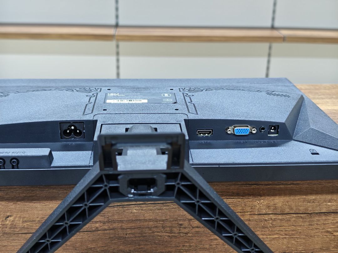 Monitor HEM — Elektronika, Bakı (4)