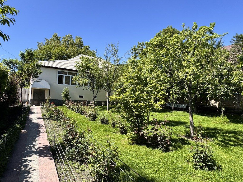 Həyət evi kirayə verilir, Qəbələ ş. — Daşınmaz əmlak, Qəbələ (2)