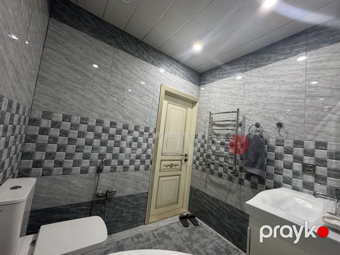 Satılır 3 otaqlı köhnə tikili 100 m² — Mənzil, Bakı (7)