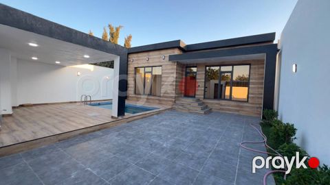 Satılır 4 otaqlı həyət evi/bağ evi 140 m²