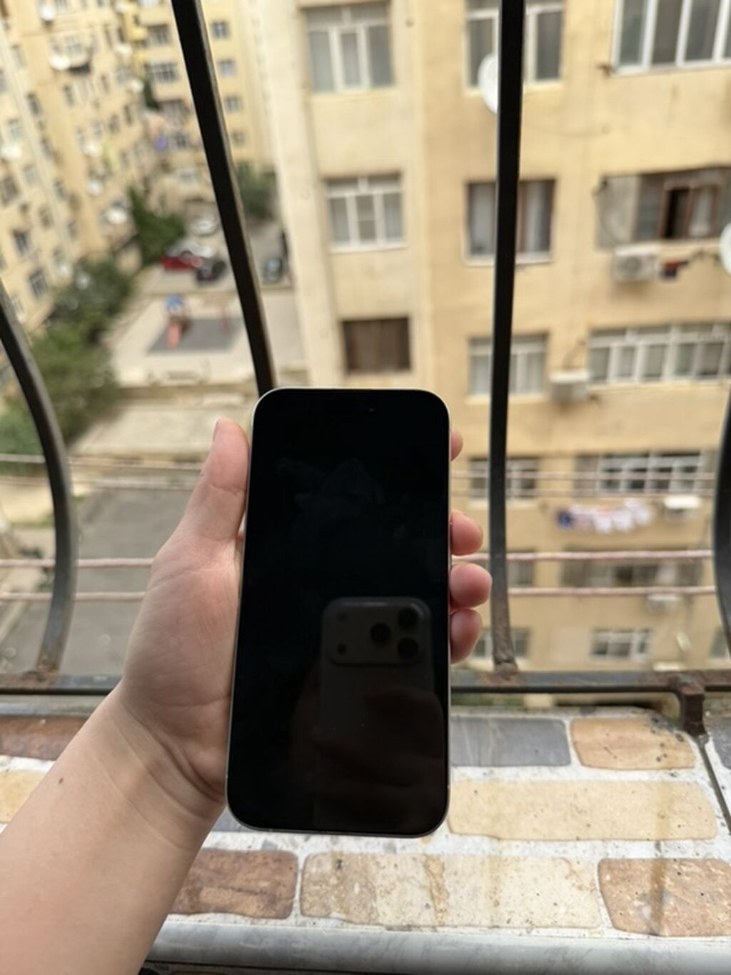 IPhone 17 Pro, Gümüşü, Simsiz şarj — Apple iPhone, Xırdalan (2)