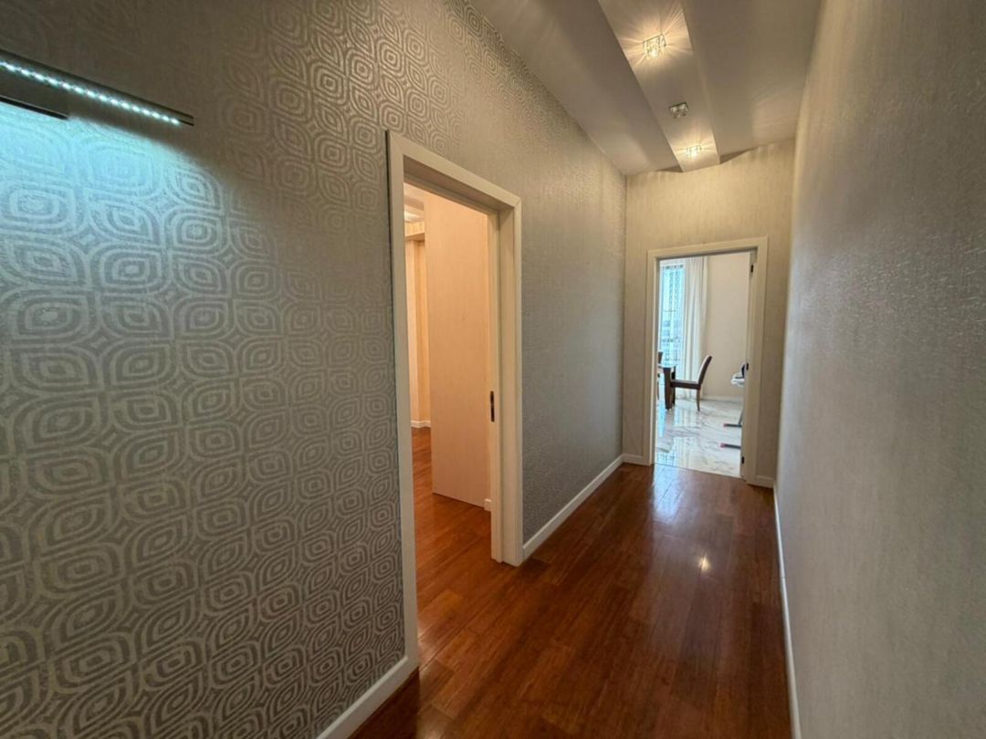 Satılır 4 otaqlı yeni tikili 187 m² — Mənzil, Bakı (10)