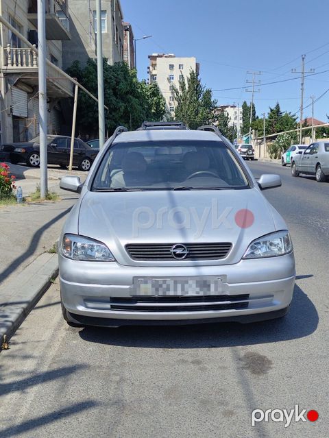 Opel Astra: 1.8 l | 1999 il 554000 km Universal