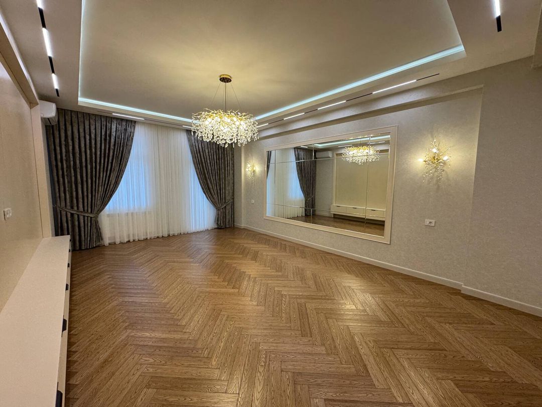 Satılır 4 otaqlı yeni tikili 185 m² — Mənzil, Bakı (10)