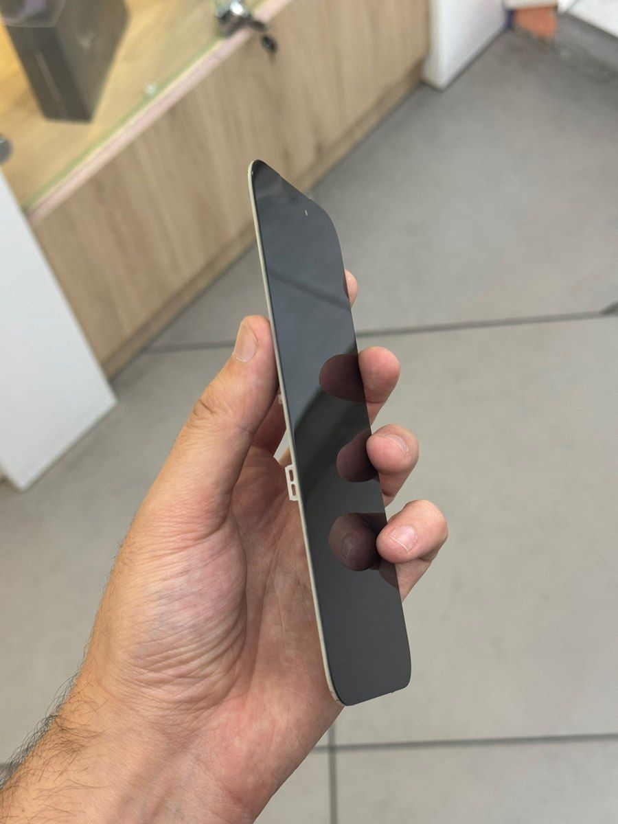 iPhone 17 Pro Max ekranı — Telefonlar və qadjetlər, Bakı (2)