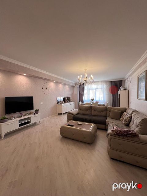 Satılır 3 otaqlı yeni tikili 163 m²