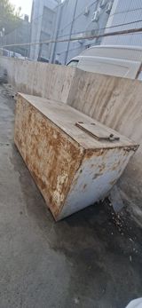 Metal yanacaq/smayazka (çən/konteyner) - qalın divarlı polad, 2,0–2,2 m — Мусорные контейнеры
