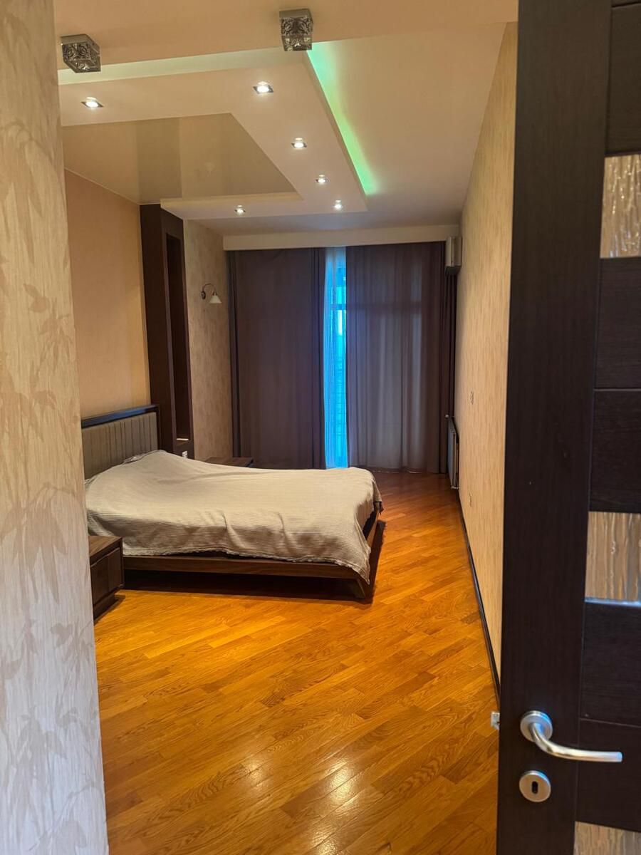 İcarəyə verilir 3 otaqlı yeni tikili 220 m² — Mənzil, Bakı (5)