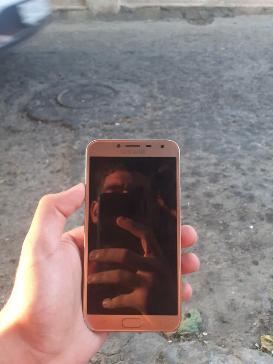 Samsung Galaxy J4 Gold 32GB/3GB — Telefonlar və qadjetlər, Bakı