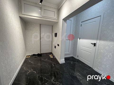 Satılır 3 otaqlı köhnə tikili 75 m²