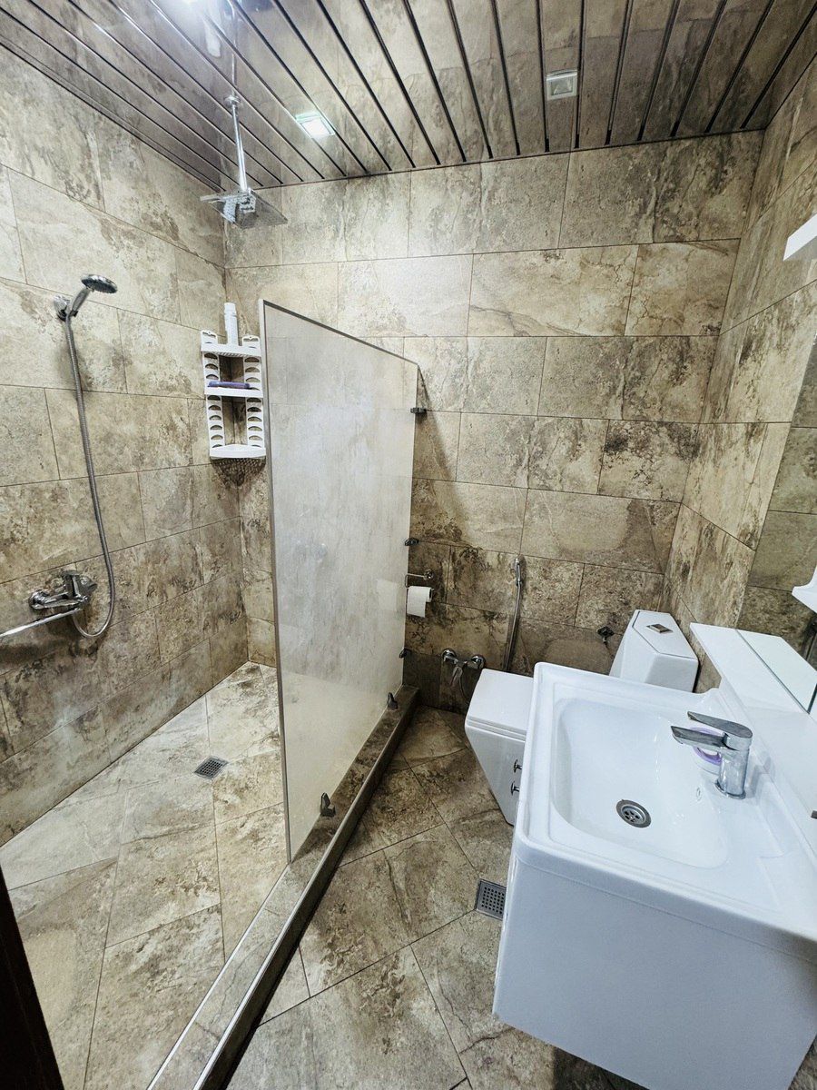 İcarəyə verilir 2 otaqlı yeni tikili 70 m² — Mənzil, Bakı (9)