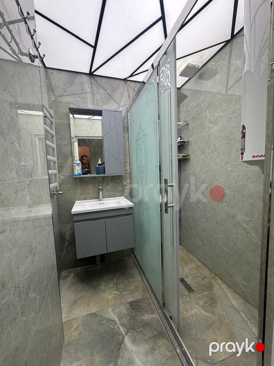 Satılır 2 otaqlı köhnə tikili 65 m² — Mənzil, Bakı (10)