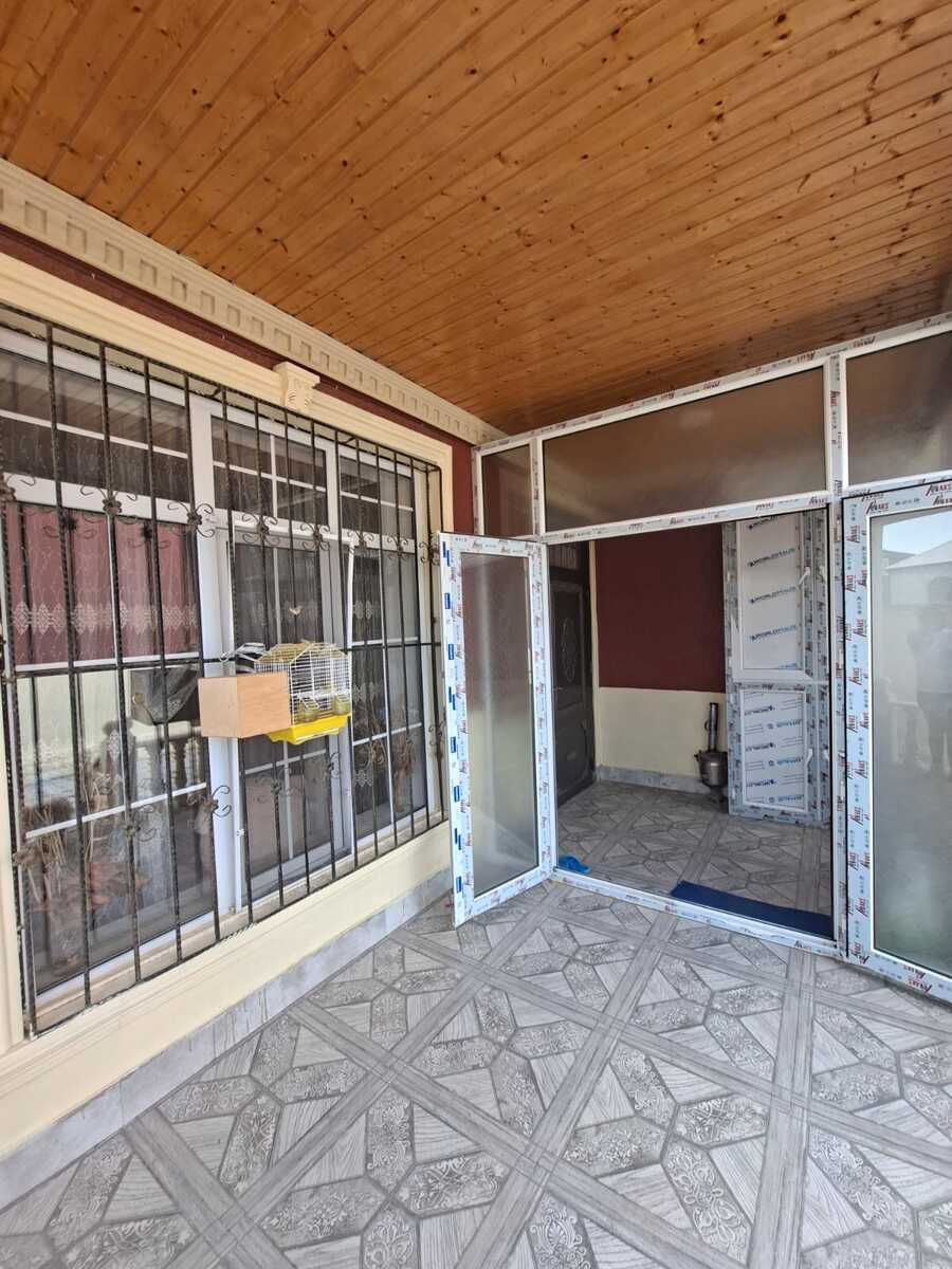 Həyət evi, Məhəmmədi qəs. — Ev, villa, Bakı (10)