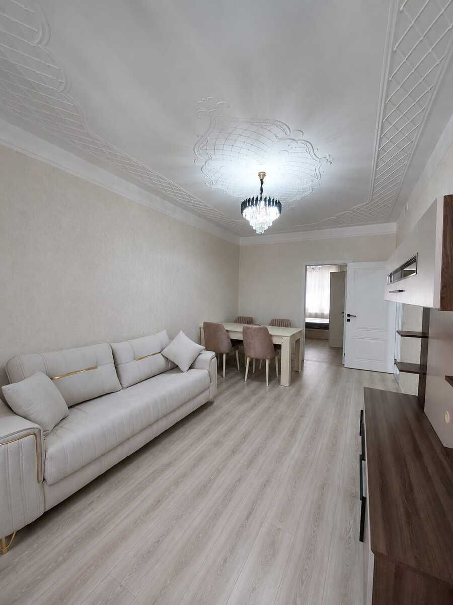 İcarəyə verilir 2 otaqlı köhnə tikili 55 m² — Mənzil, Bakı