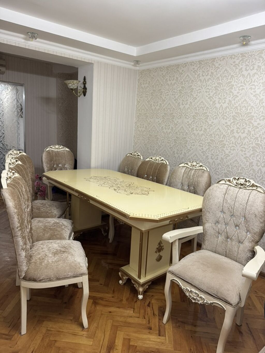 Klassik üslubda yemək dəsti - Komplekt: 1 böyük masa + 8 stul (6 ədəd — Mebel, Bakı (3)